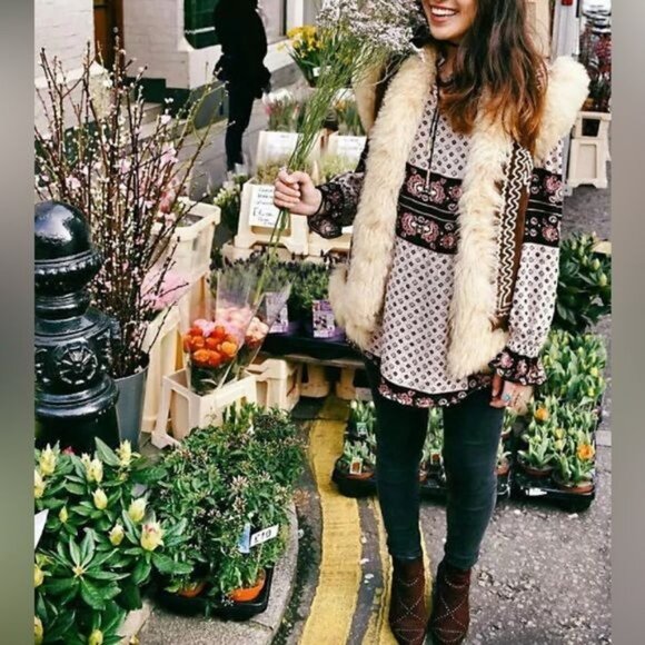 Free People Relaxed Fit Printed Boho Blouse - Picture 7 of 16